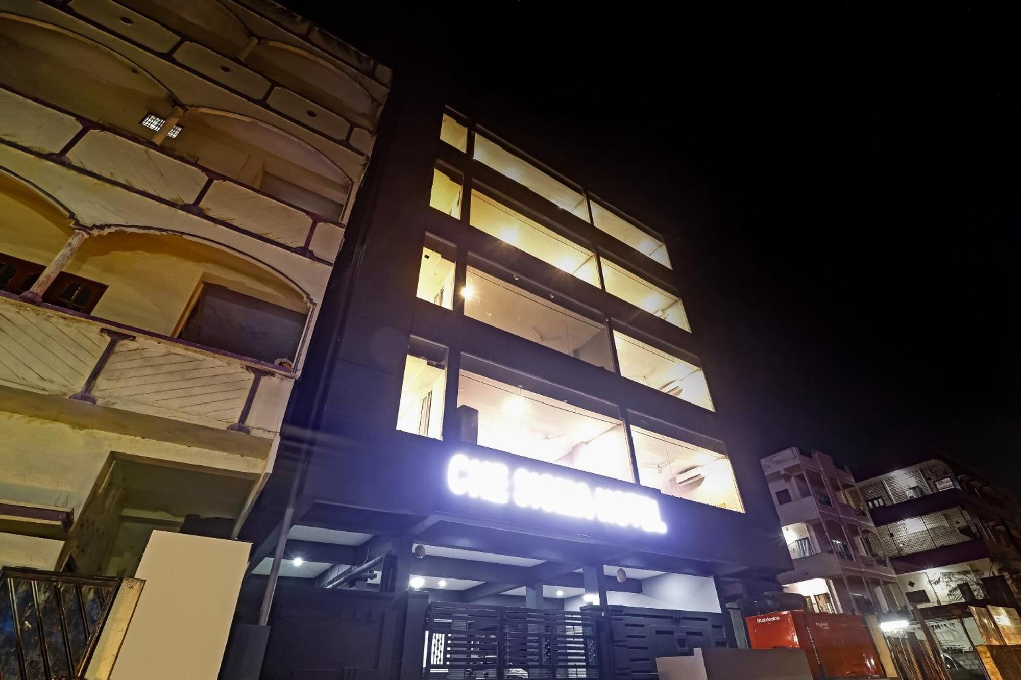 Super Townhouse Che Sigma Hotel Hyderabad Exterior foto